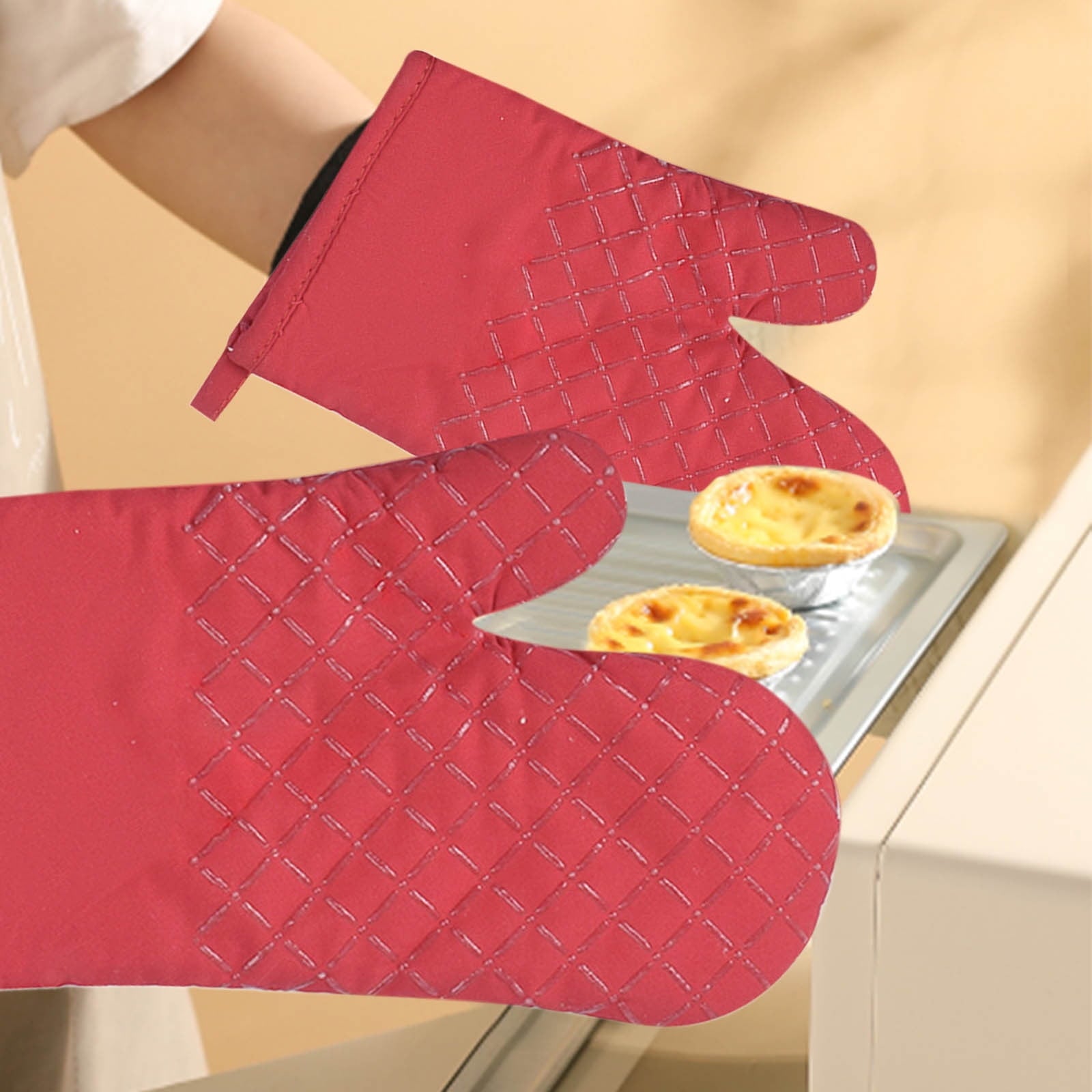 Chmadoxn 4 Pcs Oven Mitts and Pot Holders, Oven Glove High Heat Resistant 500 Degree, Long Oven Mitts with Recycled Cotton Infill and Silicone Non-Slip Surface for Baking, Kitchen, Cooking 11.8×6.7 in Red
