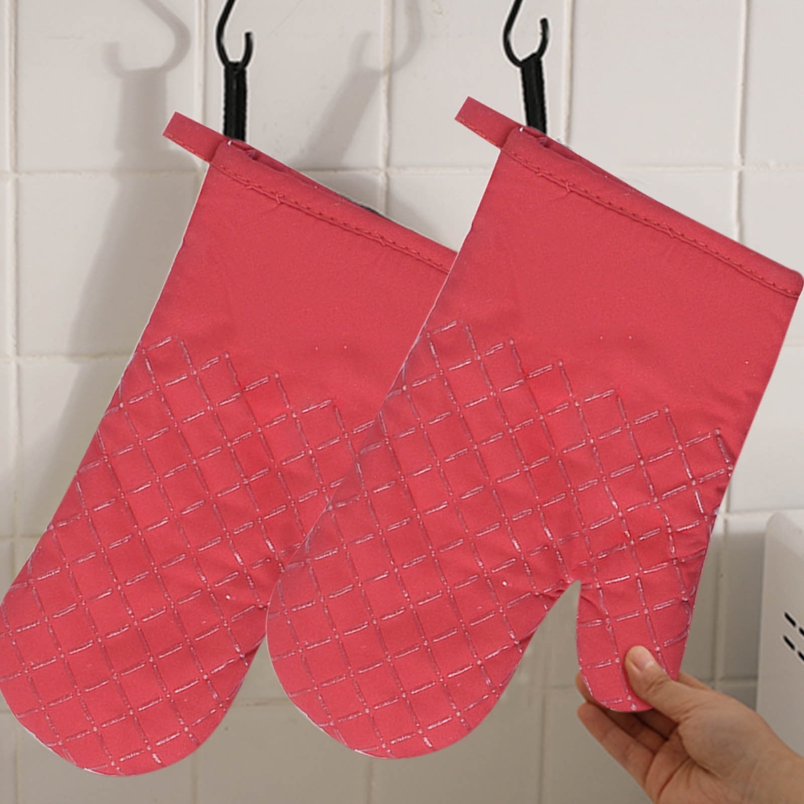 Chmadoxn 4 Pcs Oven Mitts and Pot Holders, Oven Glove High Heat Resistant 500 Degree, Long Oven Mitts with Recycled Cotton Infill and Silicone Non-Slip Surface for Baking, Kitchen, Cooking 11.8×6.7 in Red